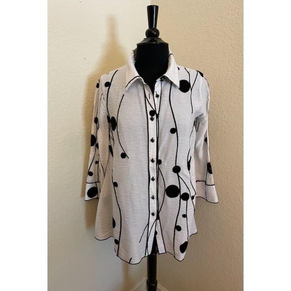 Multiples Black and White Print 3/4 sleeve Hi Lo Button Up Top-Sz S - Picture 1 of 6